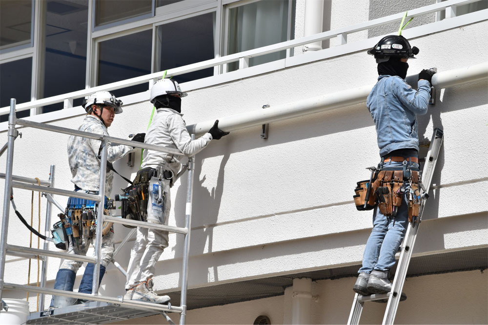 先輩のそばで覚えていく